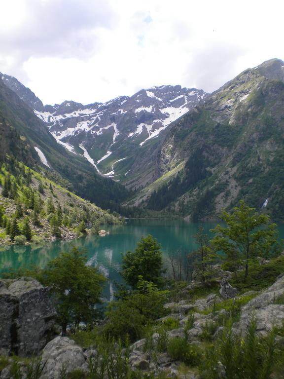 Auberge La Douce Montagne Алмон Екстериор снимка
