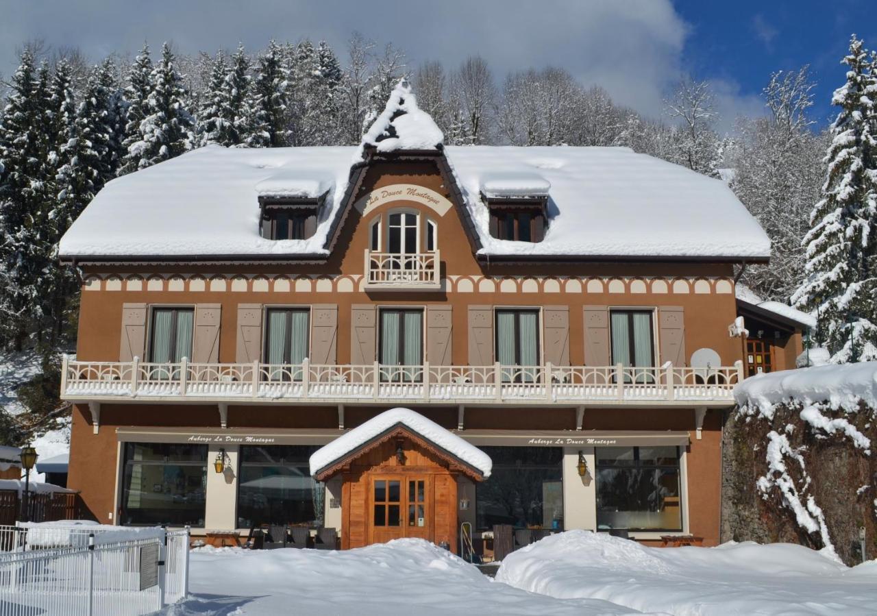 Auberge La Douce Montagne Алмон Екстериор снимка