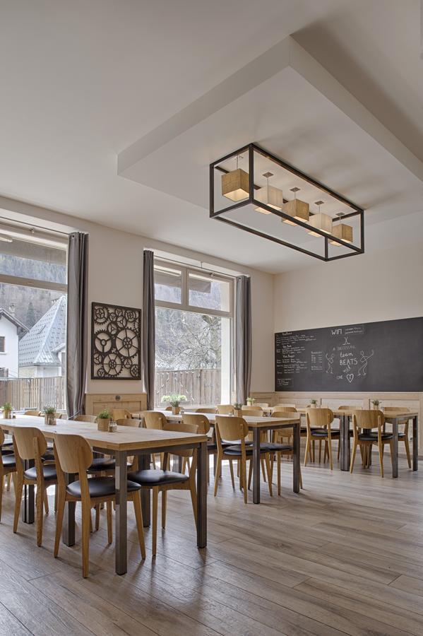 Auberge La Douce Montagne Алмон Екстериор снимка